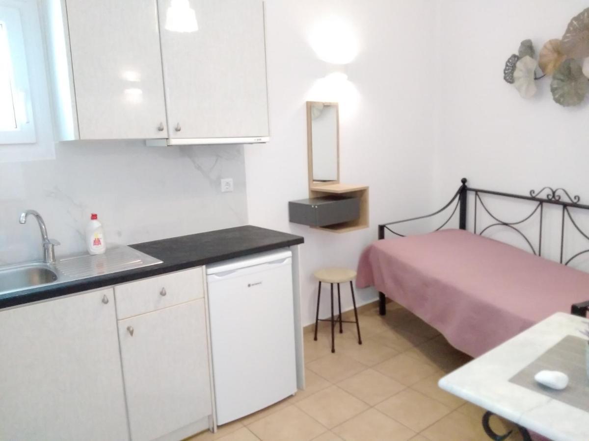 Celeste Apartments Ornos  Ngoại thất bức ảnh