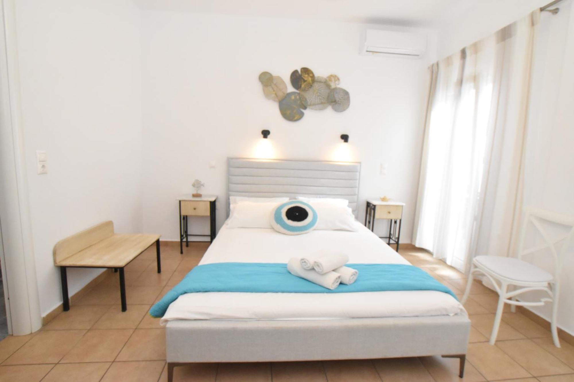 Celeste Apartments Ornos  Ngoại thất bức ảnh