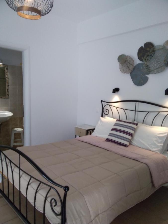 Celeste Apartments Ornos  Ngoại thất bức ảnh