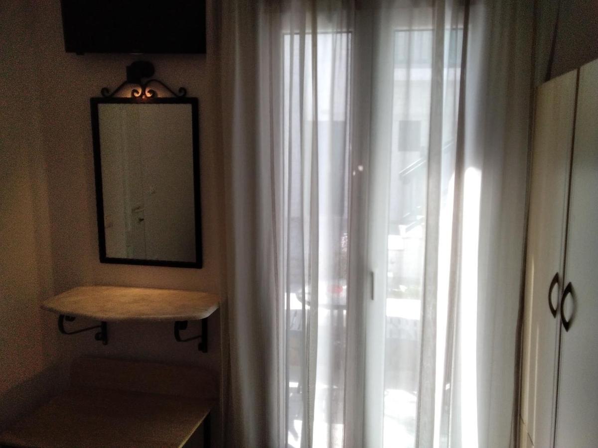Celeste Apartments Ornos  Ngoại thất bức ảnh